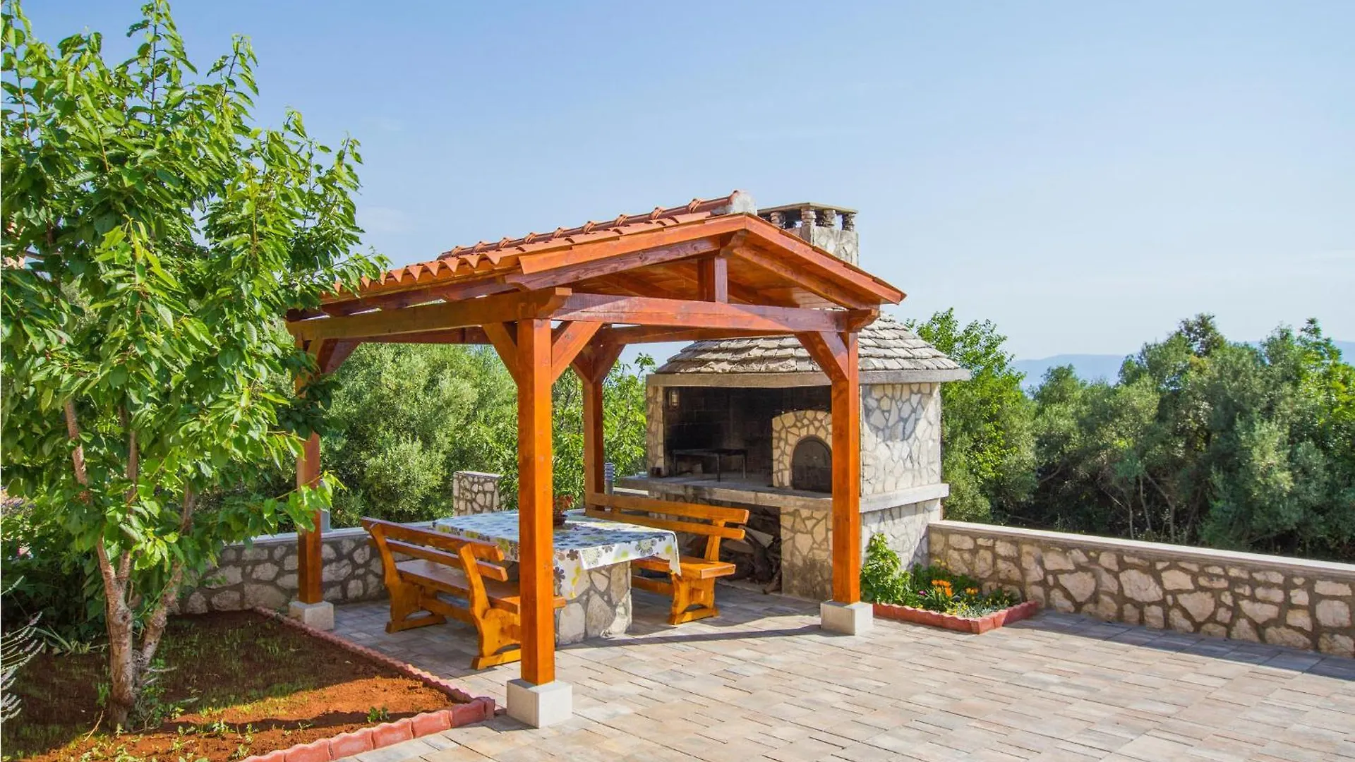 ראבני Lovely Apartment In Labin With House Sea View