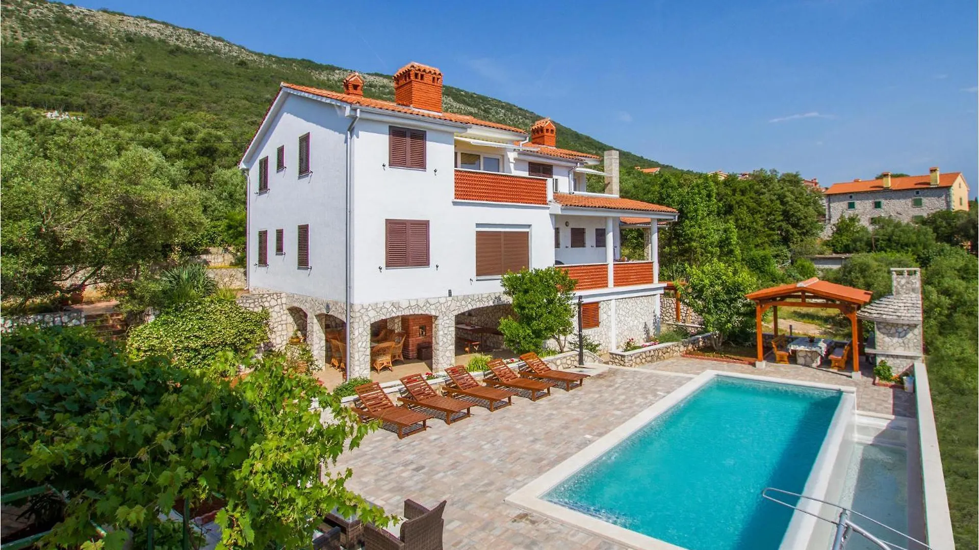 ראבני Lovely Apartment In Labin With House Sea View