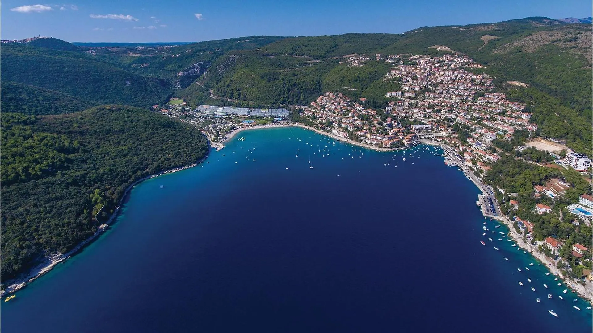 ראבני Lovely Apartment In Labin With House Sea View