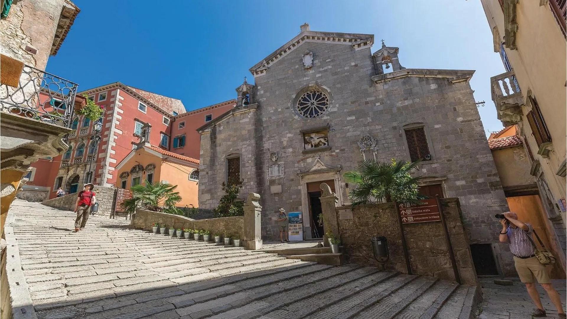 ראבני Lovely Apartment In Labin With House Sea View
