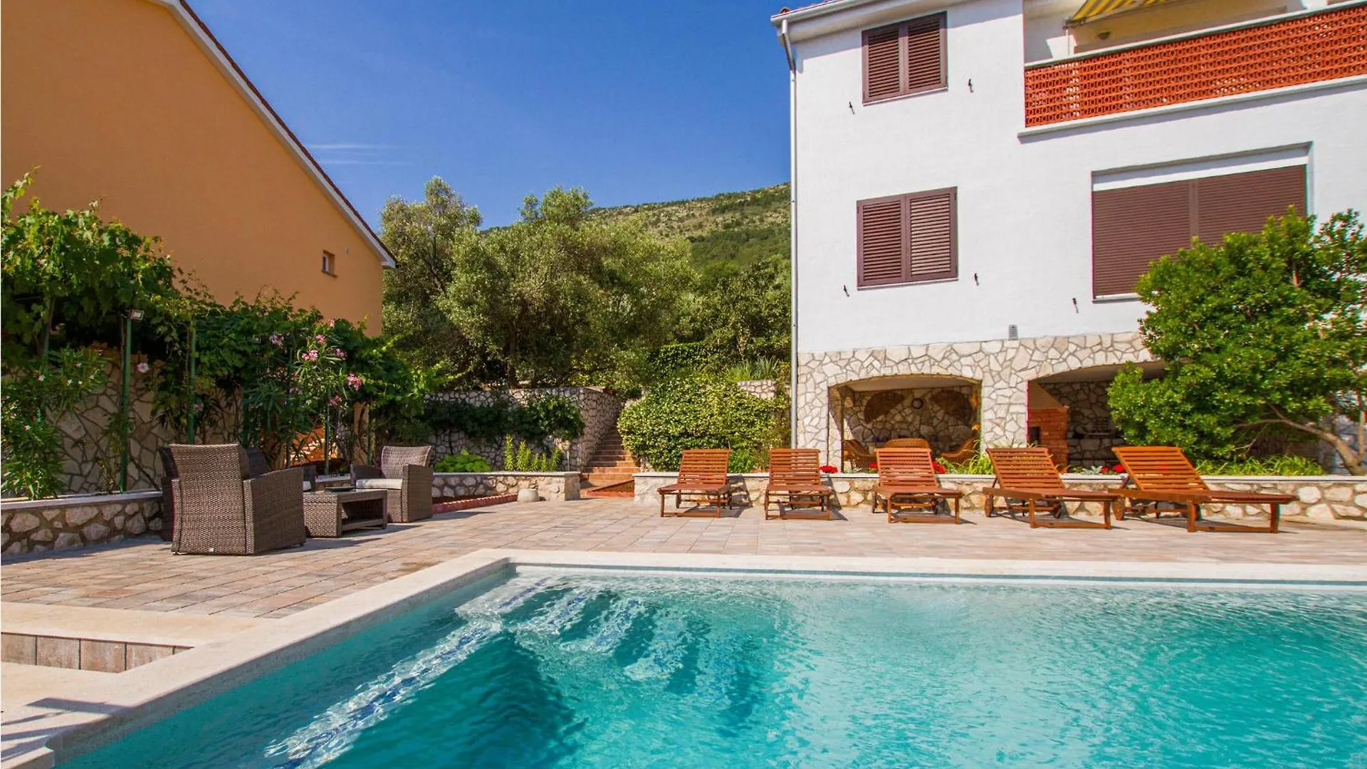 Lovely Apartment In Labin With House Sea View Ravni Croazia