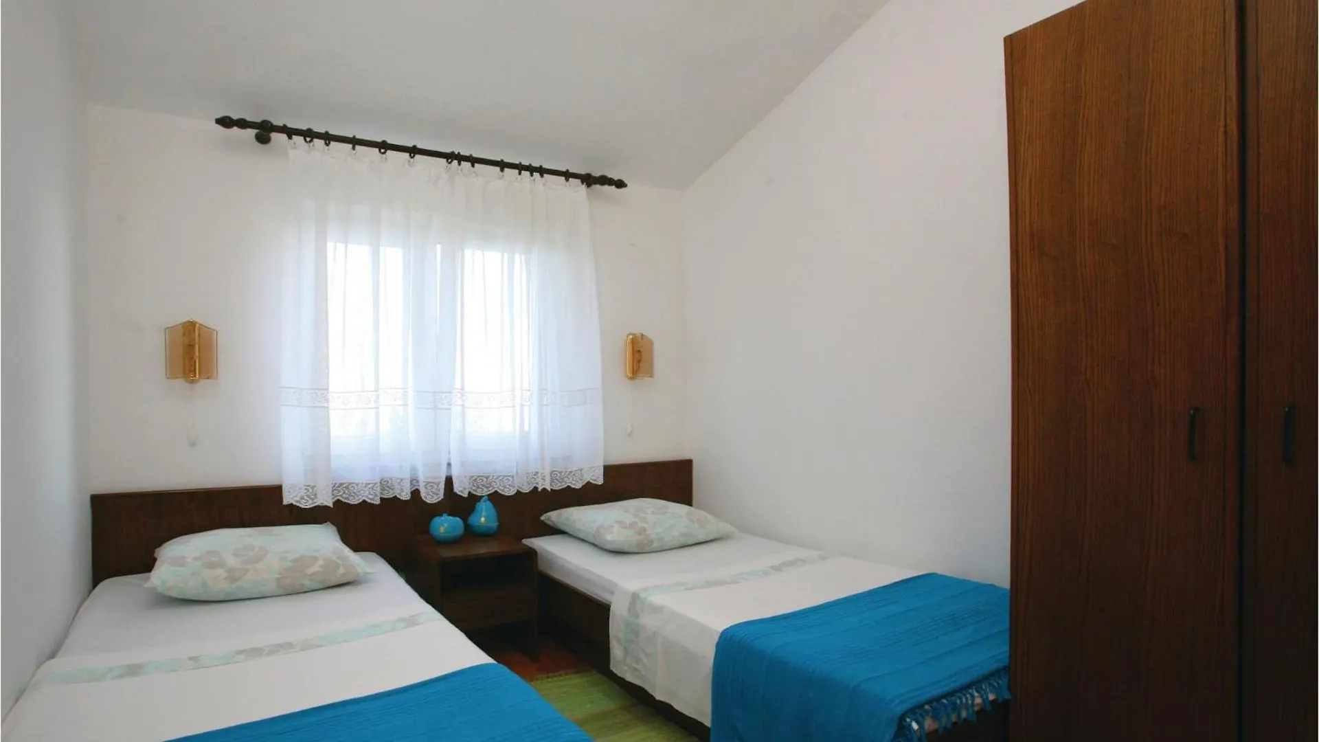 Lovely Apartment In Labin With House Sea View Ravni
